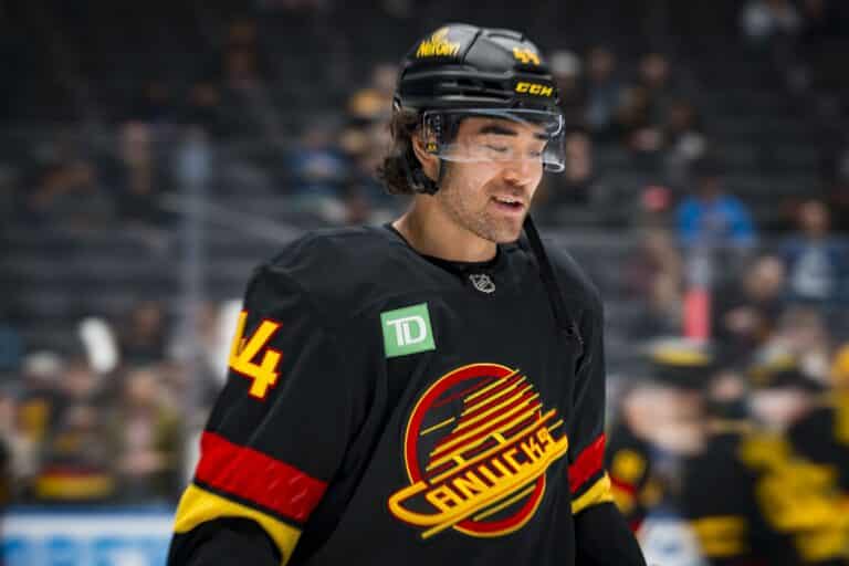 NHL:n ”pommikone” vaihtaa osoitetta