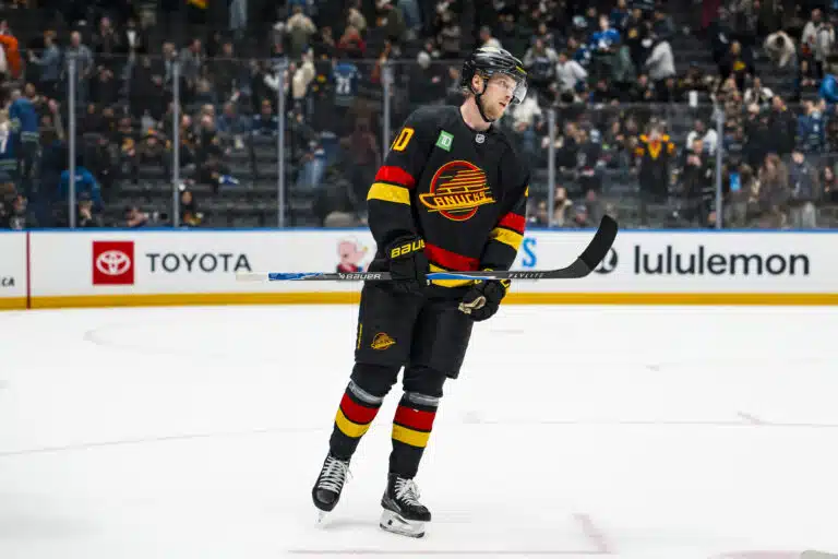 NHL-supertähti joutui myöntämään karun tosiasian siirtohuhujen keskellä