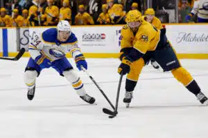 Sensaatiomaisesti NHL-uransa aloittanut suomalaislupaus onnistui maalinteossa