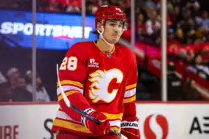 Zach Whitecloud, Calgary Flames