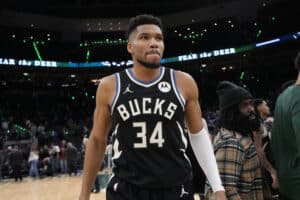 NBA: kuumin treidikohde loukkaantui