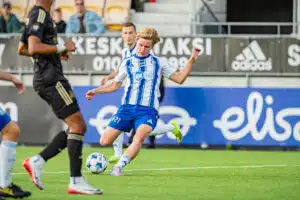 HJK:lta karu ilmoitus huippupelin alla