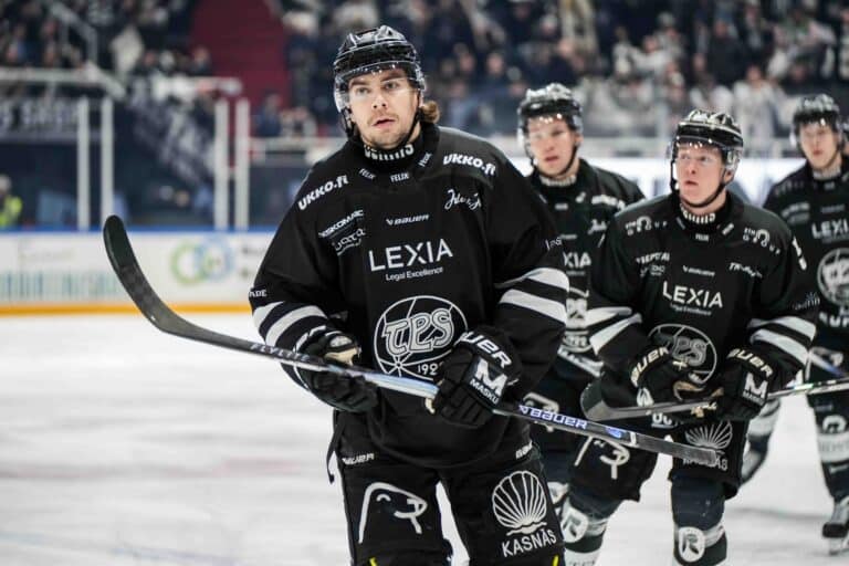 TPS:n katastrofi varmistui – näiden SM-liigaseurojen kausi on nyt ohi