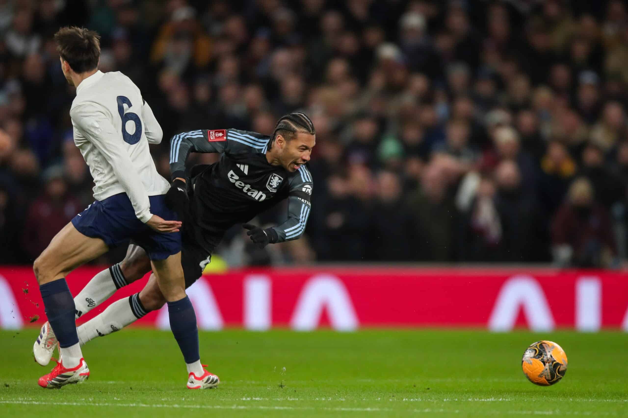 Valioliigan mestaruustaistelussa käänne – Aston Villan tähden kausi ohi