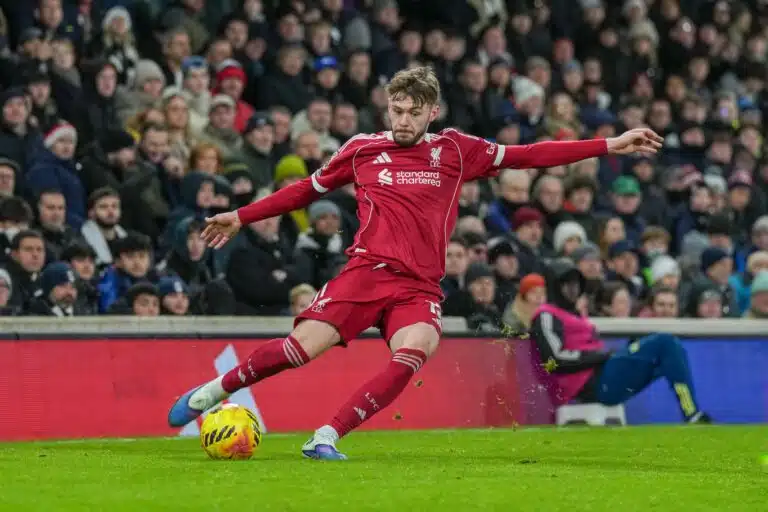 Liverpoolille karmeita uutisia – puolustajan kausi paketissa