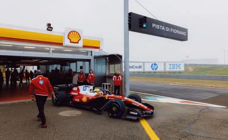 Ferrari kaappasi huippujohtajan Red Bullilta Ferrari kaappasi huippujohtajan Red Bullilta