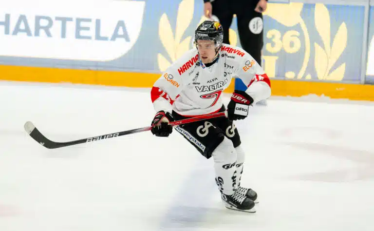 Jukurit lainasi pelaajan toisesta liigaseurasta – sairastuvalta myös hyviä uutisia