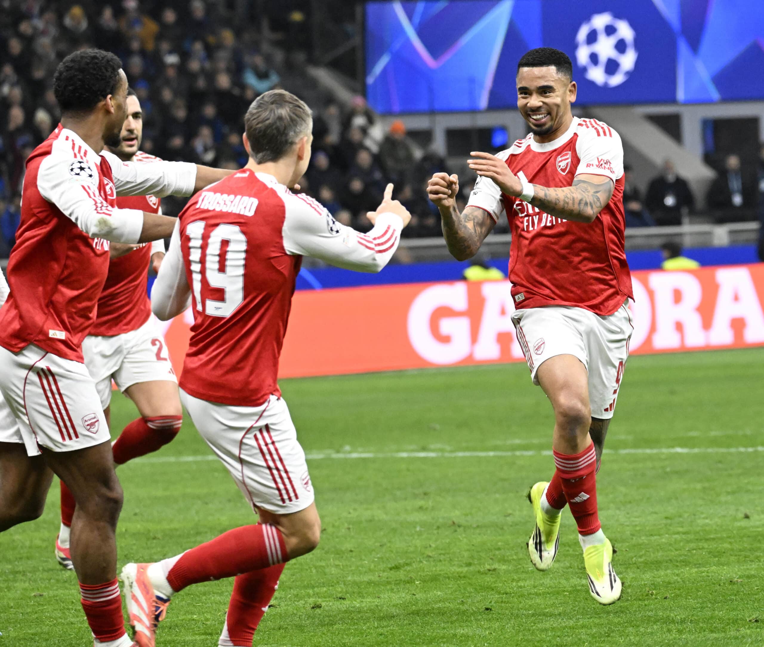 Kylian Mbappe loisti Real Madridin murskajaisissa – Arsenal ja Tottenham voittoihin, PSG:lle shokkitappio