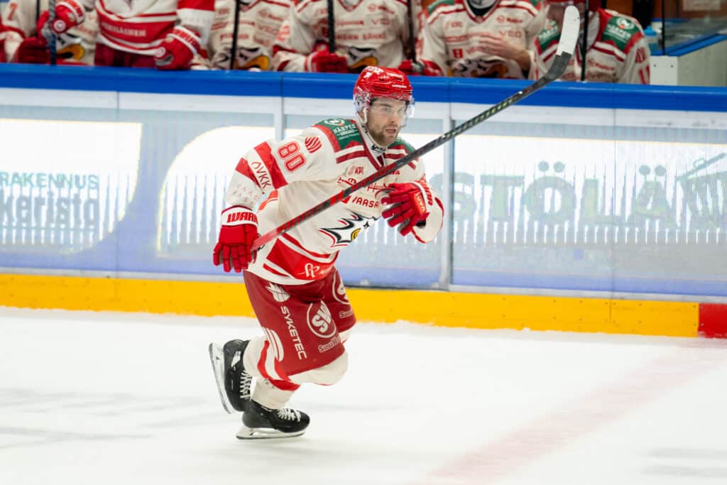 Sportin pakka jatkaa tyhjenemistään - ruotsalaishyökkääjä palaamassa kotimaahansa Sportin pakka jatkaa tyhjenemistään – ruotsalaishyökkääjä palaamassa kotimaahansa