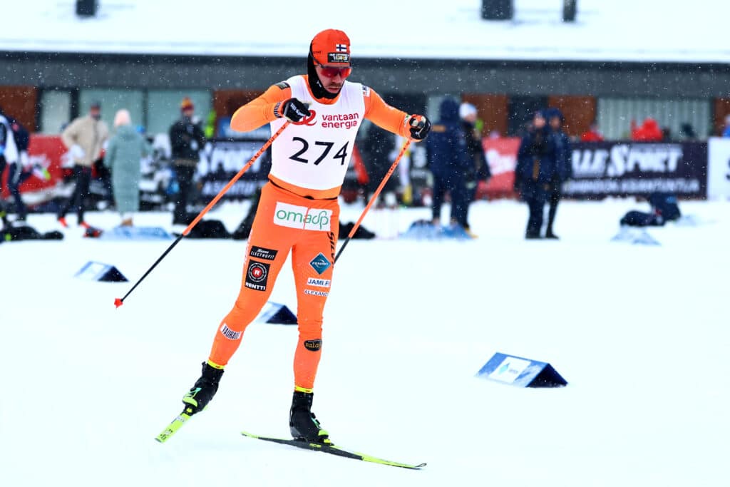 Markus Vuorelalta tunnustus Atleetille Markus Vuorelalta tunnustus Atleetille