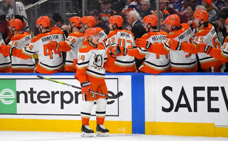 Mikael Granlund täräytti harvinaislaatuisen hattutempun – nousi Teemu Selänteen rinnalle Mikael Granlund täräytti harvinaislaatuisen hattutempun – nousi Teemu Selänteen rinnalle