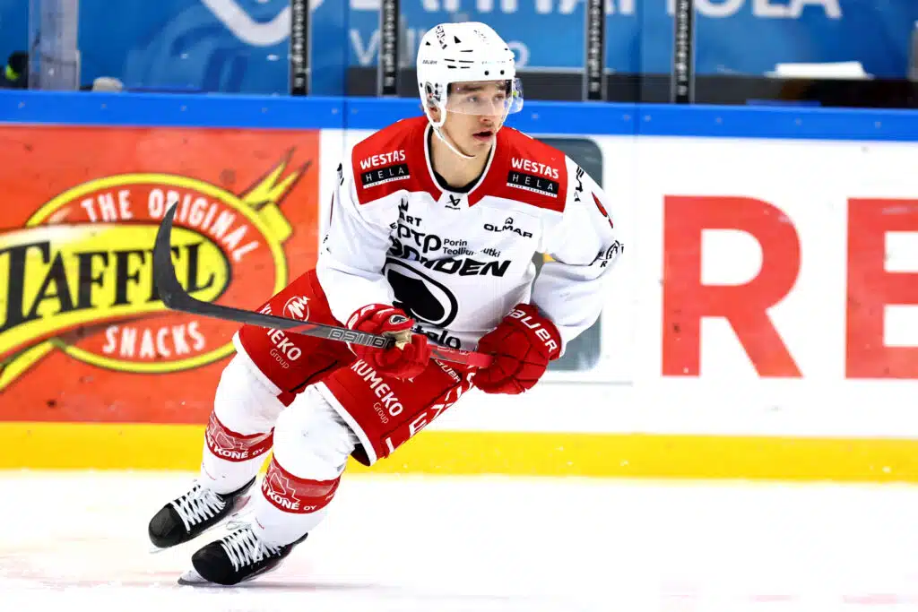 Ässät kiinnitti tärkeän palasen jatkosopimuksella