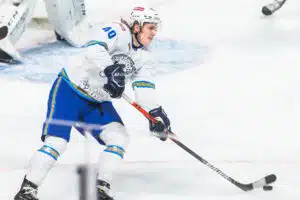 Suomalaispelaajalle lähtöpassit tshekkiläisseurasta – paluu Liigaan edessä?