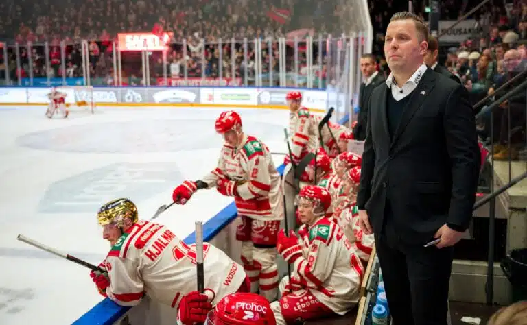 Tähän on tultu – SM-liigasurkimuksen jänne kesti mainoskatkoon asti