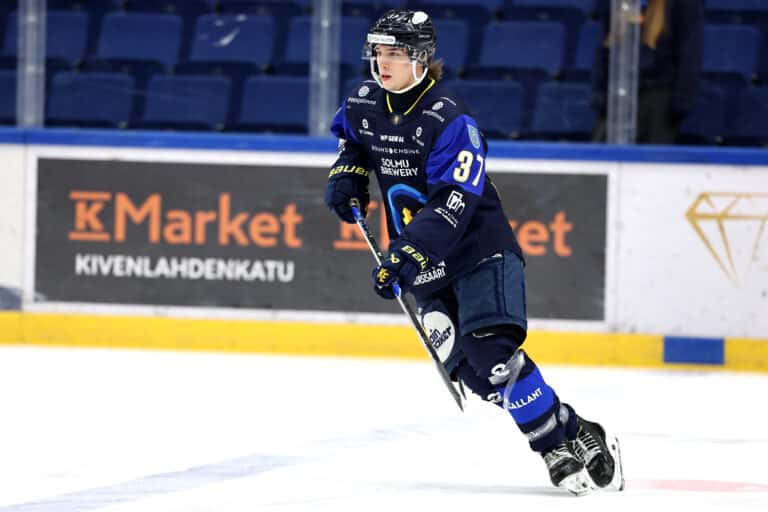 Kiekko-Espoon kaksikko vaihtaa maisemaa