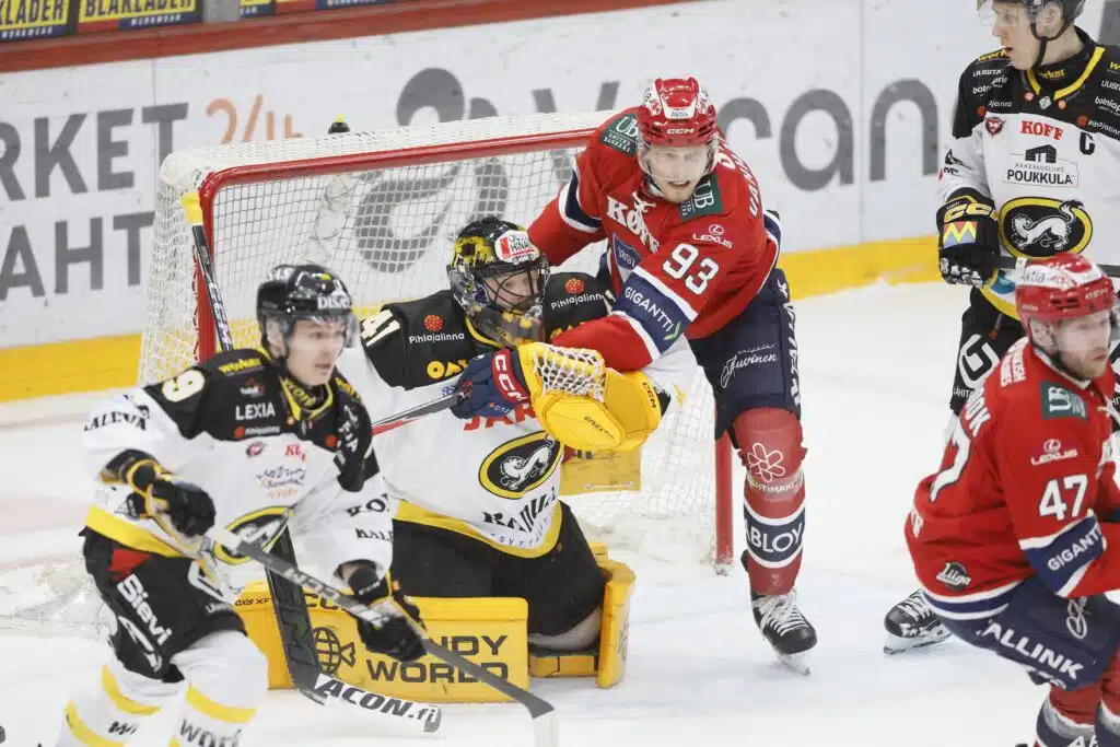 Kärppien miljoonamiehistö lakosi kuin korttitalo Nordiksella – HIFK:lta tyly temppu
