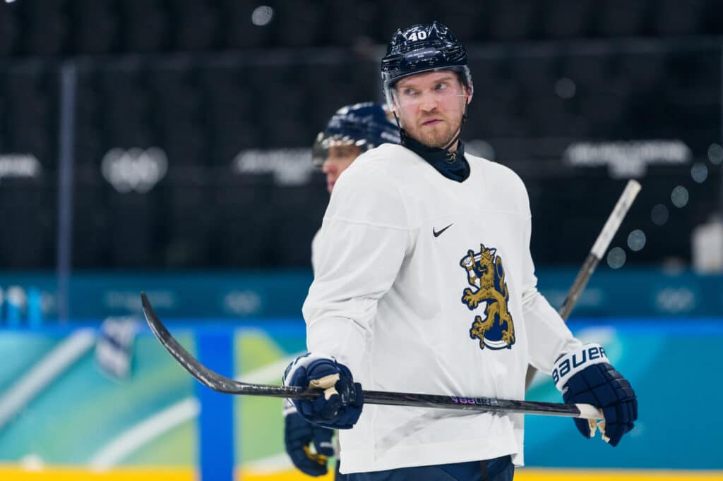 Joel Armia surullinen NHL-toverinsa kohtalosta Joel Armia surullinen NHL-toverinsa kohtalosta