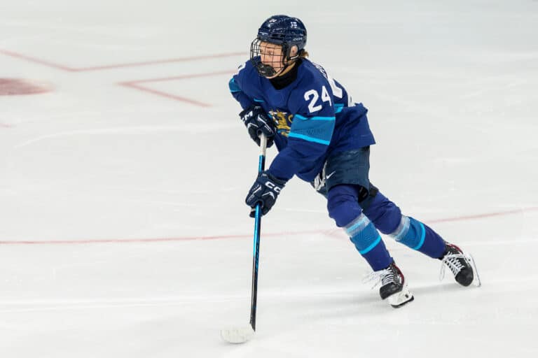 Naisleijonien Viivi Vainikka hämmästyi Kanadan kohtalosta