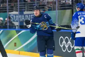 Leijonat vei Jukka Jalosta ja Italiaa kuin pientä sikaa narussa
