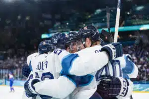 Leijonat otti murskavoitolla pronssia Leijonat otti murskavoitolla pronssia