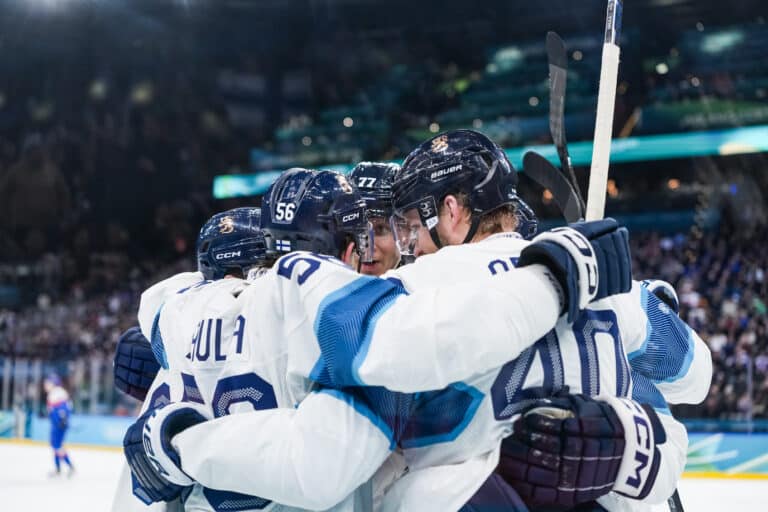Leijonat otti murskavoitolla pronssia