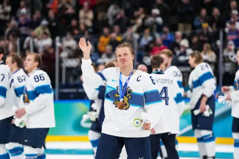 Kolme Leijonaa odottelee kisapassin leimaamista – Mikael Granlund tulossa?