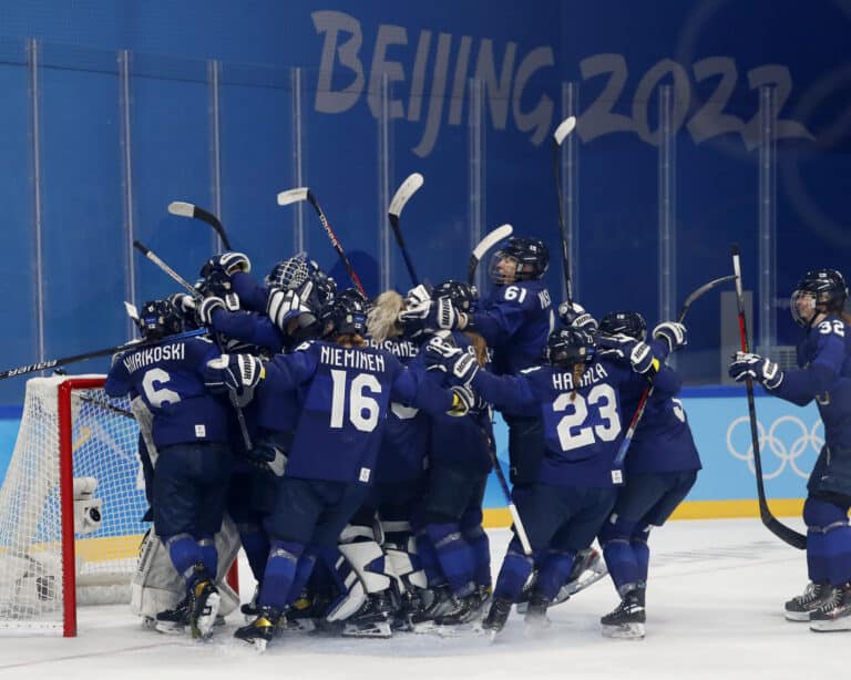 Hirvittävä startti olympialaisissa – Naisleijonissa jyllää vatsatauti