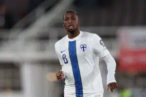 Glen Kamara loukkaantui – karmiva tilanne