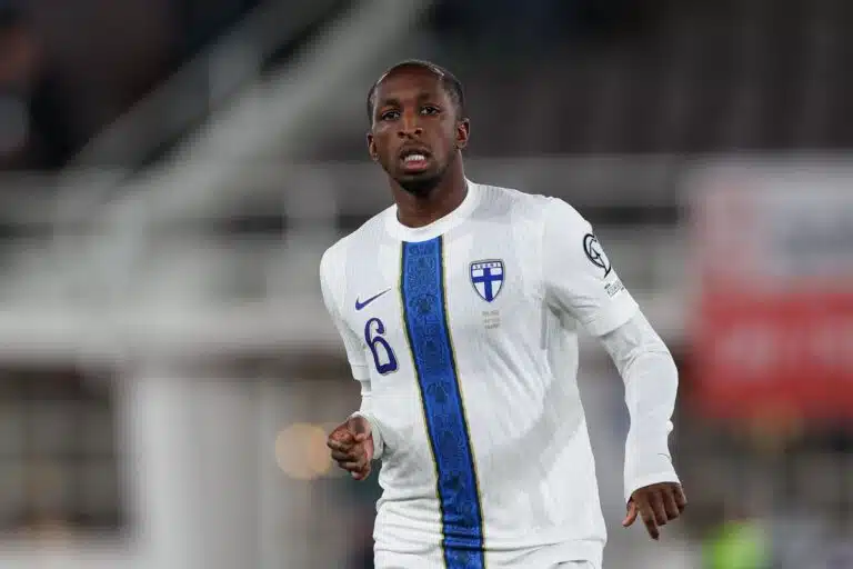 Glen Kamara loukkaantui – karmiva tilanne