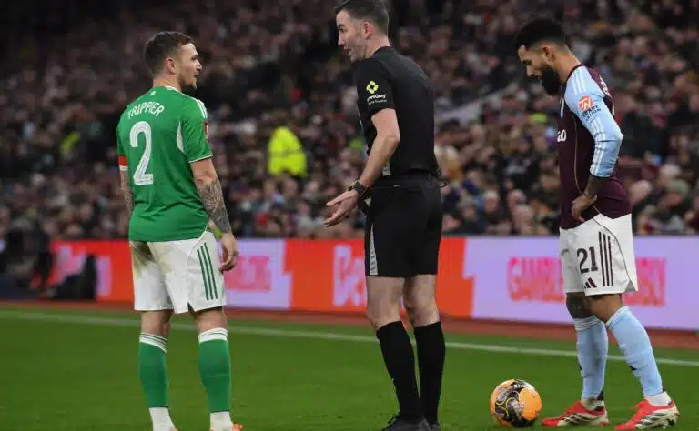 Virheillä kova hinta – Tuomari hyllytettiin Valioliigassa