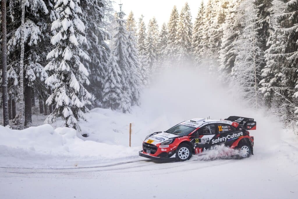 EK10: Latvian ihmemies piti rallitähtiä pilkkanaan EK10: Latvian ihmemies piti rallitähtiä pilkkanaan