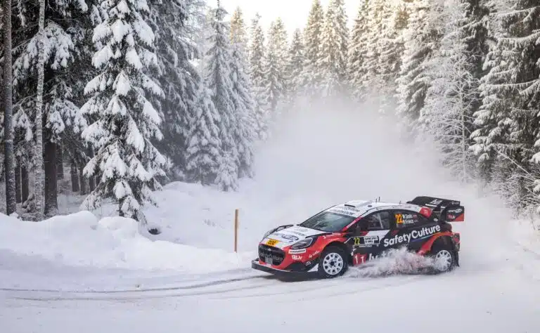 EK10: Latvian ihmemies piti rallitähtiä pilkkanaan