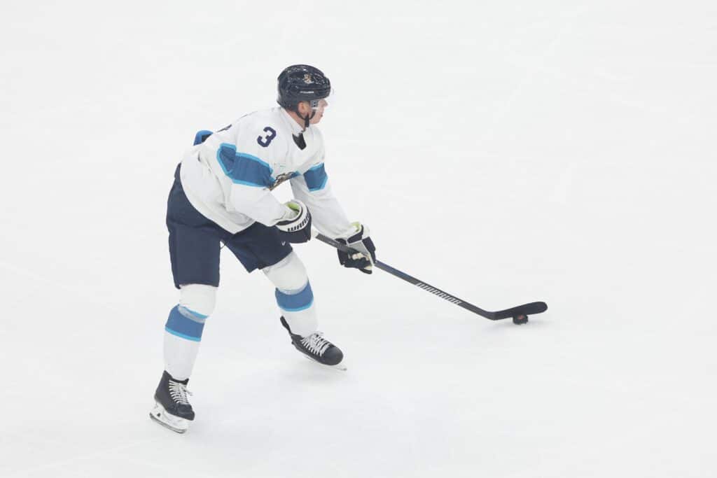 Leijonien olympiamitalistilla lupaava debyytti uudessa NHL-seurassaan Leijonien olympiamitalistilla lupaava debyytti uudessa NHL-seurassaan