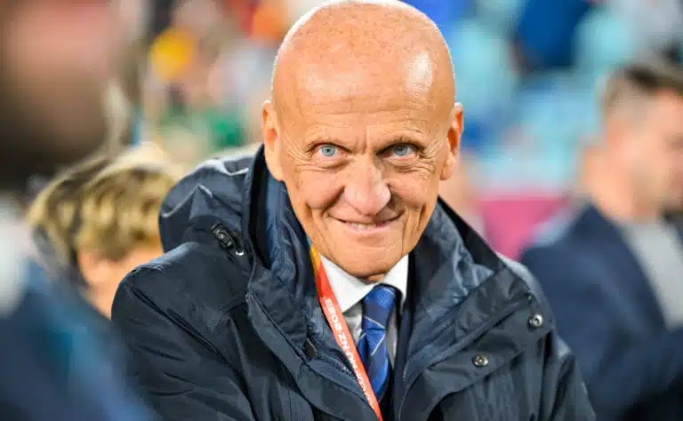 FIFA ehdotus loukkaantuneiden pelaajien kohteeluun FIFA ehdotus loukkaantuneiden pelaajien kohteeluun