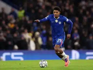 Chelsea laittoi taas yhden pelaajan kiertoon