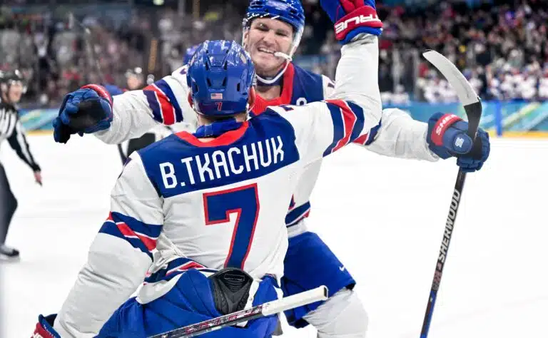 USA:n NHL-ärsyttäjät yrittävät suistaa Tre Kronorin raiteiltaan – Ruotsista jäätävää kuittailua