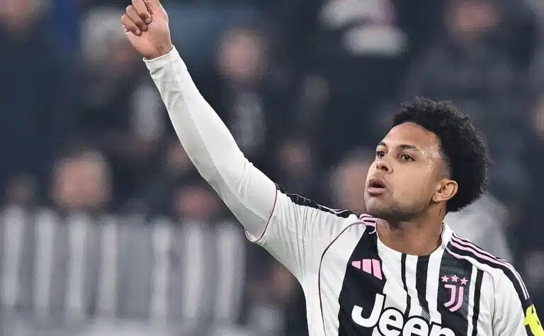 Jalkapallotähteä huhutaan Valioliigaan - "Tekisi mistä tahansa joukkueesta paremman" Jalkapallotähteä huhutaan Valioliigaan – ”Tekisi mistä tahansa joukkueesta paremman”