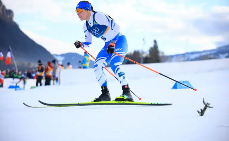 Suomen naiset perussuorituksella olympiapronssille