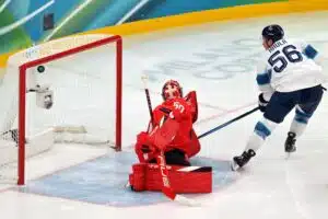 Leijonien sentteri shokeerasi Kanadaa - melkoinen trilleri edessä Leijonien sentteri shokeerasi Kanadaa – melkoinen trilleri edessä