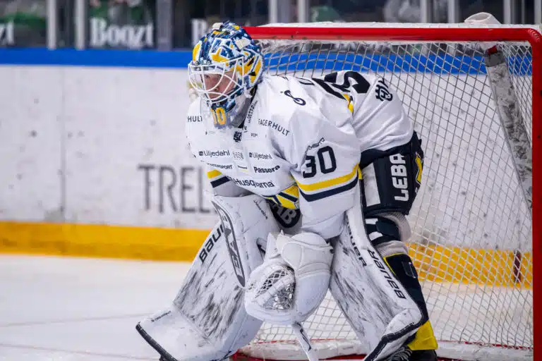 Leijonien maalivahti vaihtaa seuraa – Ruotsista iso uutinen