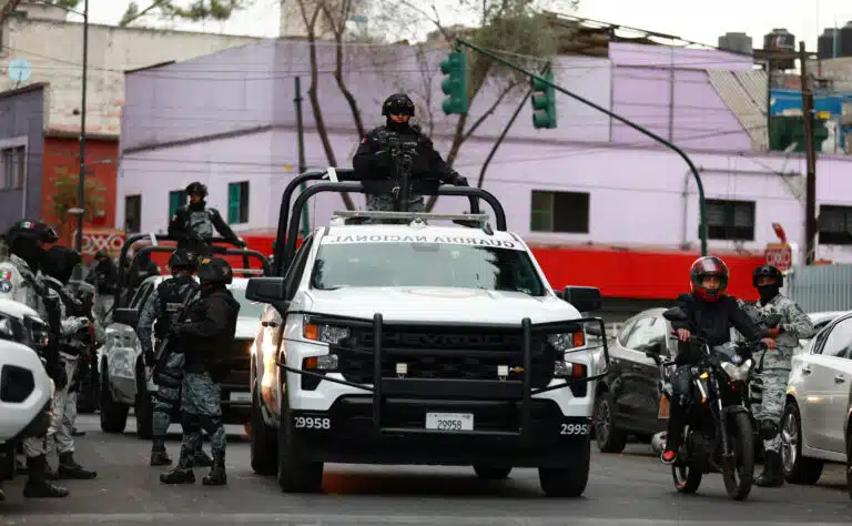 Synkkiä pilviä MM-isäntämaan yllä Synkkiä pilviä MM-isäntämaan yllä