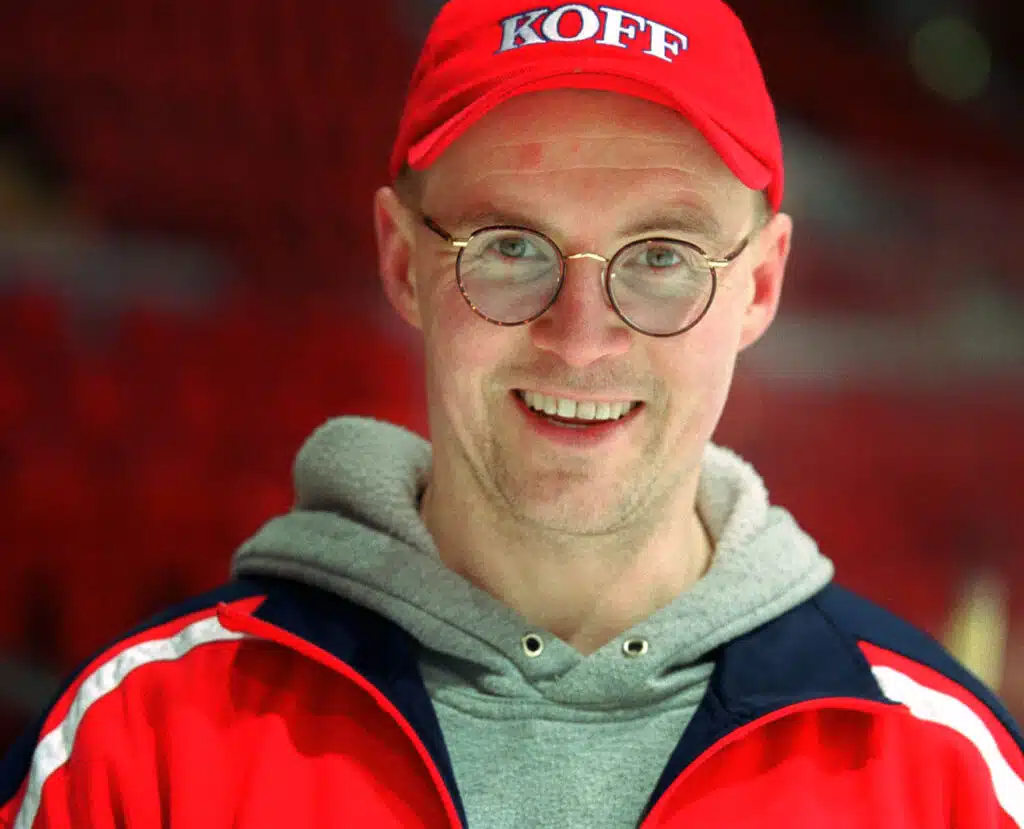 "Sveduja tulee ovista ja ikkunoista" – NHL-tuotannon tila veti kiekkomiehen tilttiin Ismo Lehkonen HIFK rippikuva