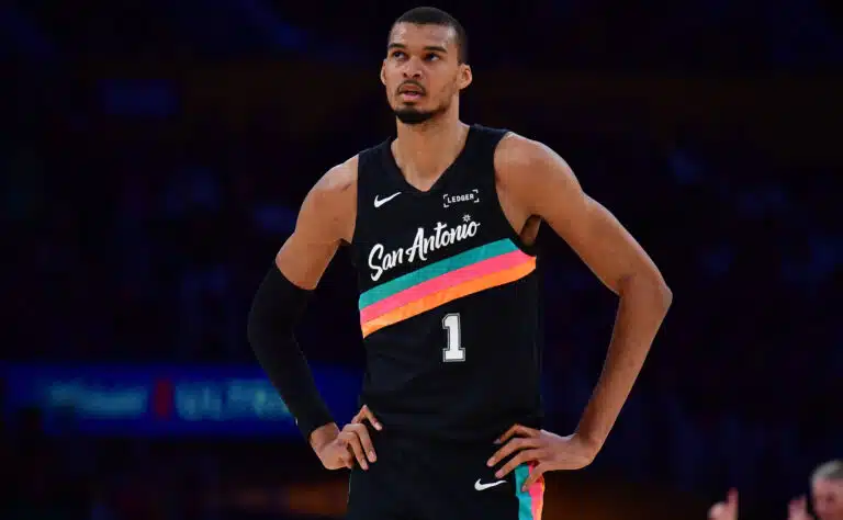 Victor Wembanyamalta hurja ilta – ennätykset paukkuivat