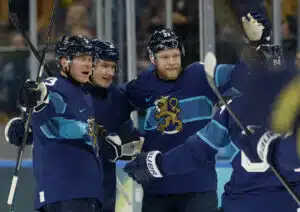 ”Mitä?, en tiedä mistä puhut” – näin hämmentyneet Leijonat ottivat IS:n kohujutun vastaan