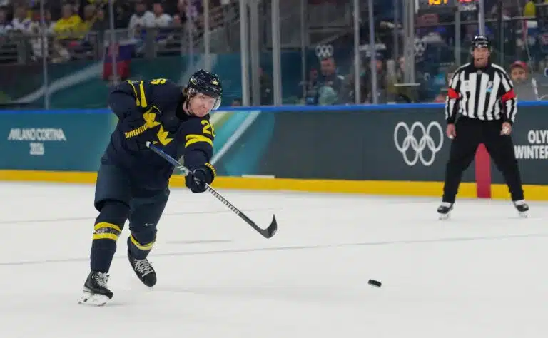 USA:n NHL-tykki kertoi – näin Tre Kronorin tähtipelaajan huumori loppuu