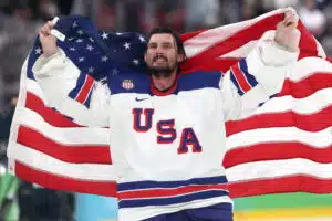 Connor Hellebuyck Yhdysvallat USA olympialaiset olympiakulta