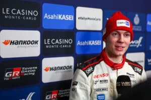 Suomalainen rallitähti lähtee seikkailemaan Afrikkaan – löi selvän tavoitteen pöytään