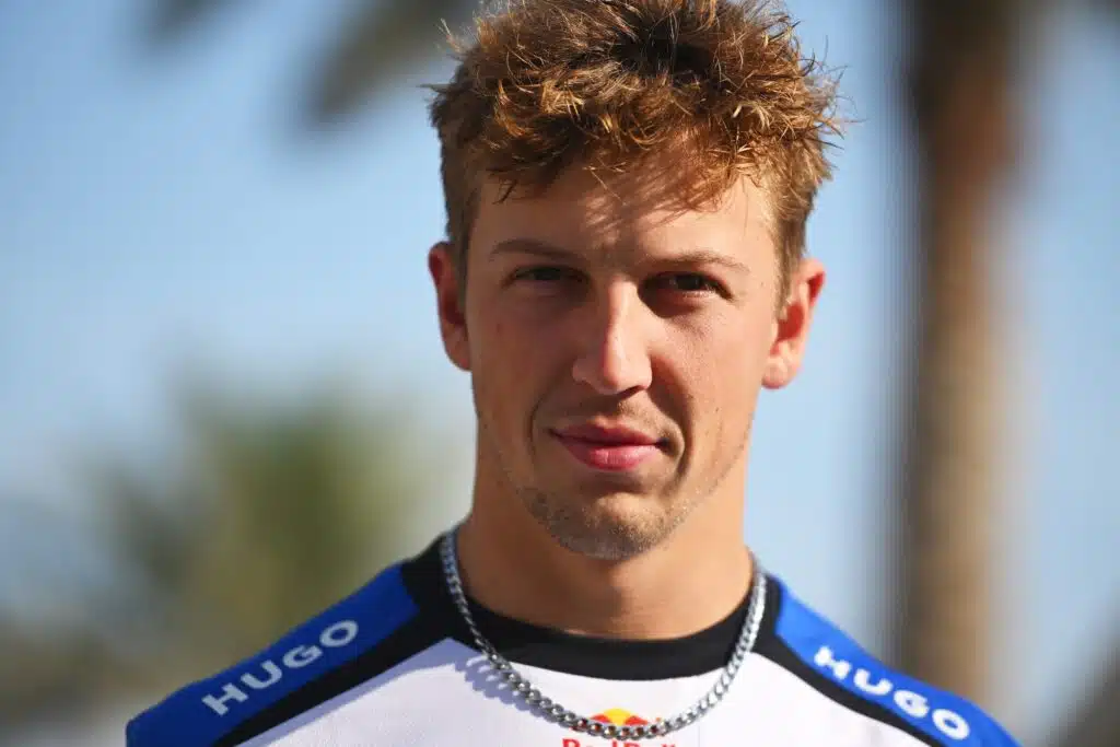 F1-kuljettaja paljasti - tällainen Max Verstappen on kulissien takana F1-kuljettaja paljasti – tällainen Max Verstappen on kulissien takana