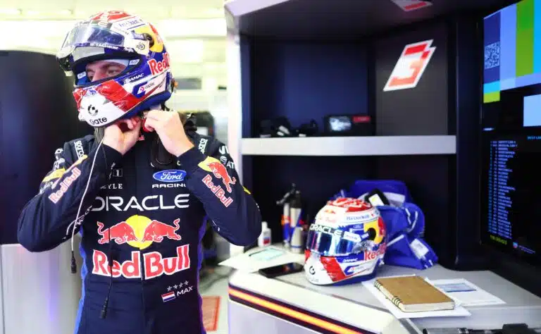 Max Verstappen urakoi valtavasti – ja teki ison havainnon