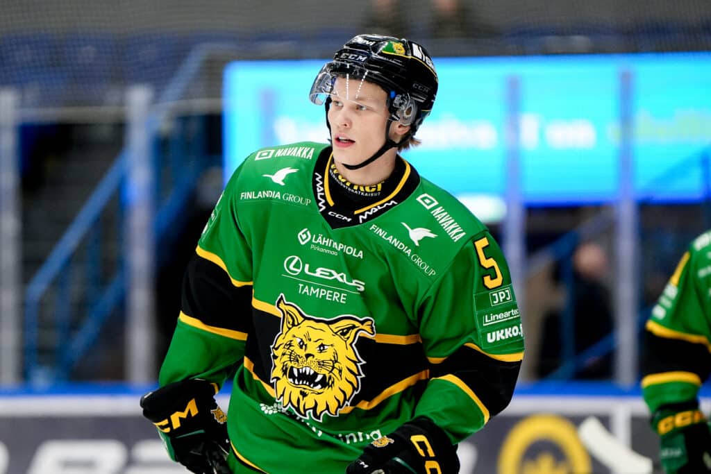 Jukurit lainasi Ilves-pakin Jukurit lainasi Ilves-pakin